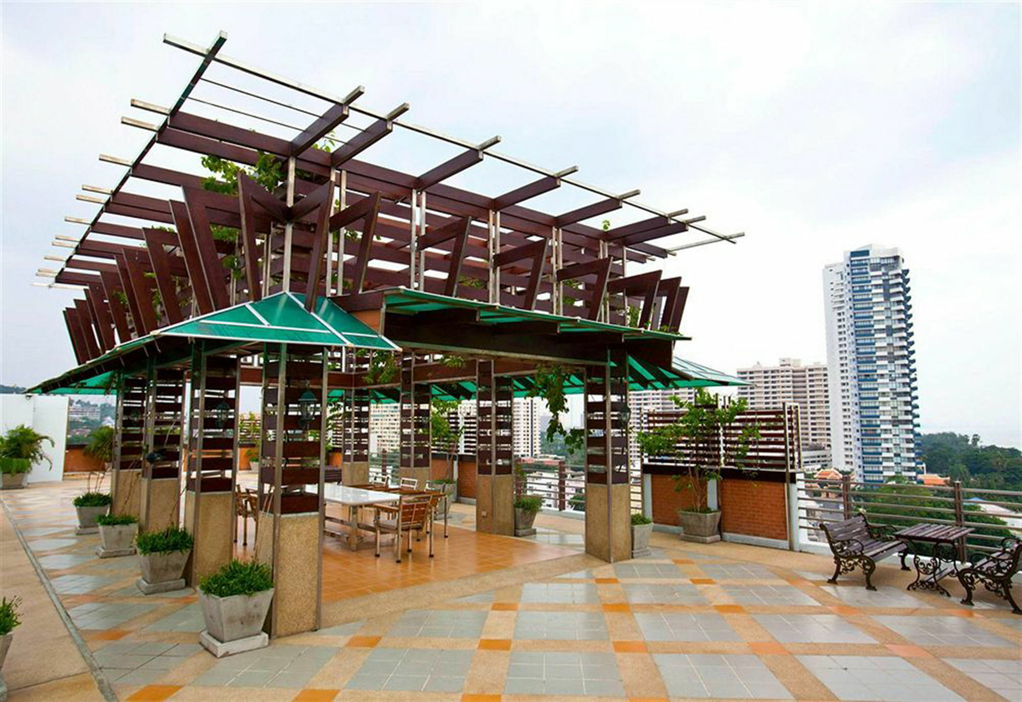 Royal Beach View Pattaya Dış mekan fotoğraf